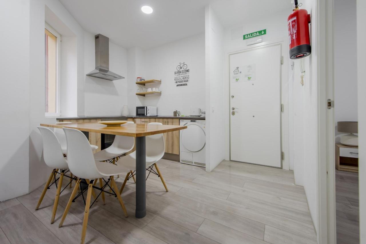 Cozy Apartamento En La Latina, El Centro De Madrid Exterior photo